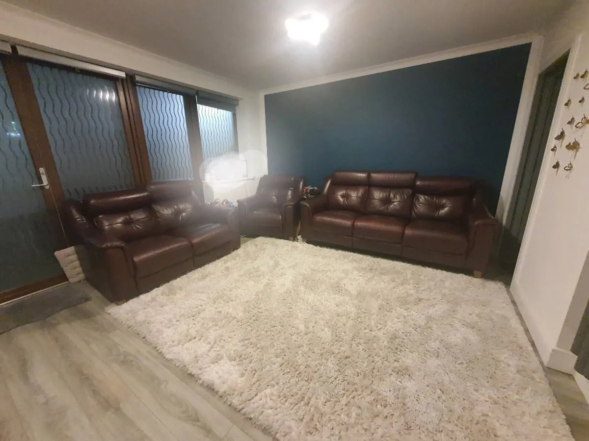 3/2/1 set luxury leather sofa - Image 1