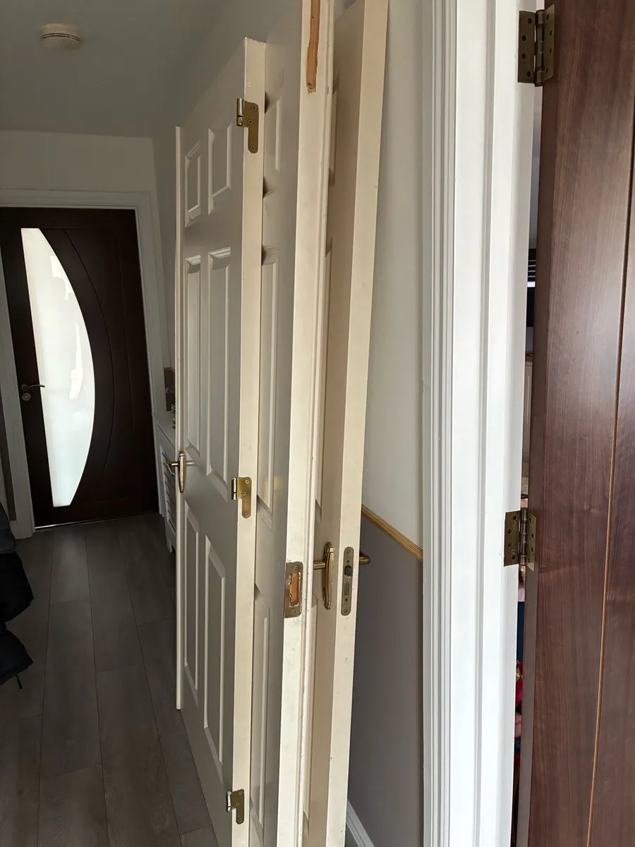 4 X internal doors - Image 2
