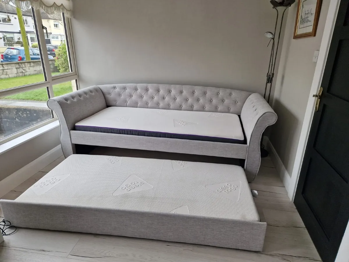 Day Bed (never used) - Image 1