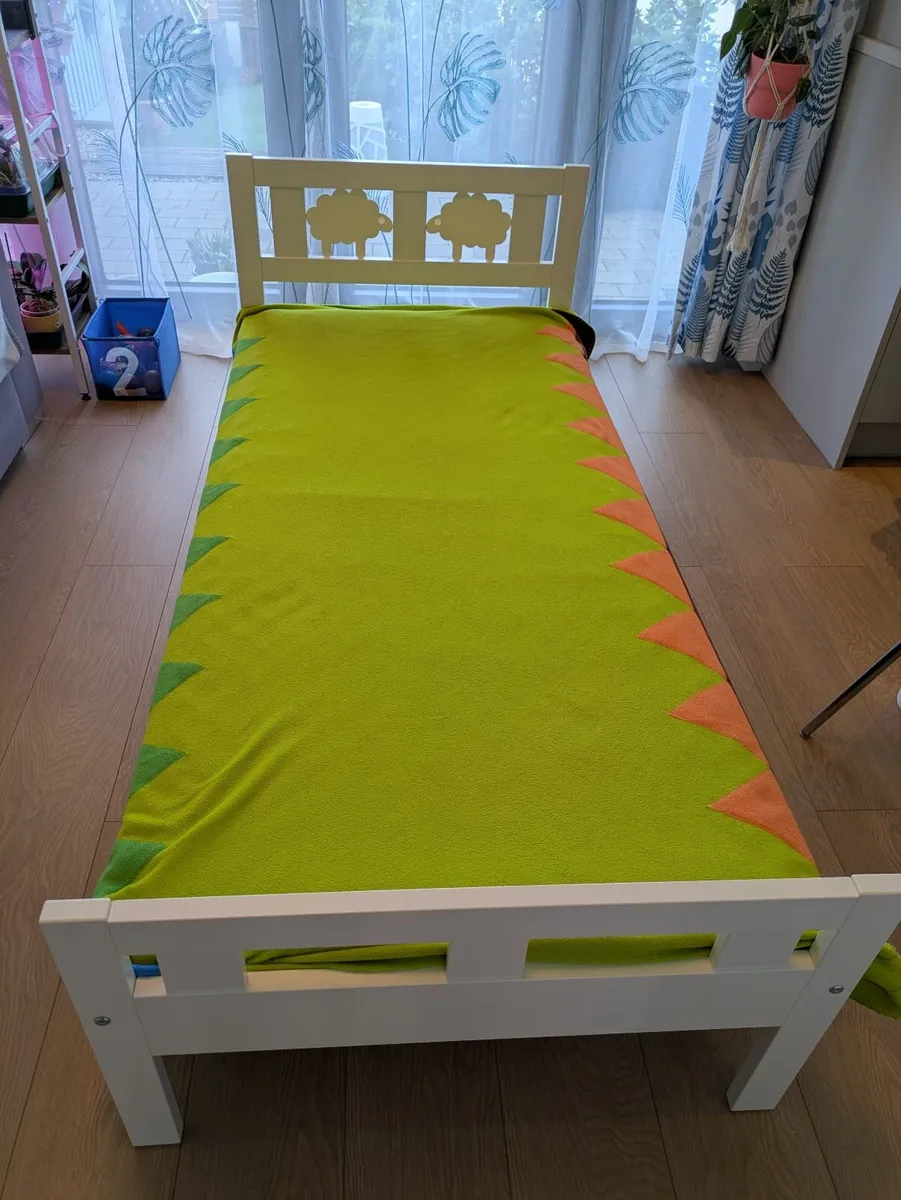 Ikea Kritter Bedframe with slatted bed base - Image 3