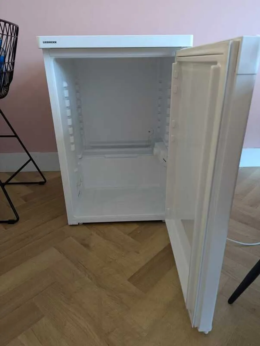Liebherr small fridge for sale - Image 4