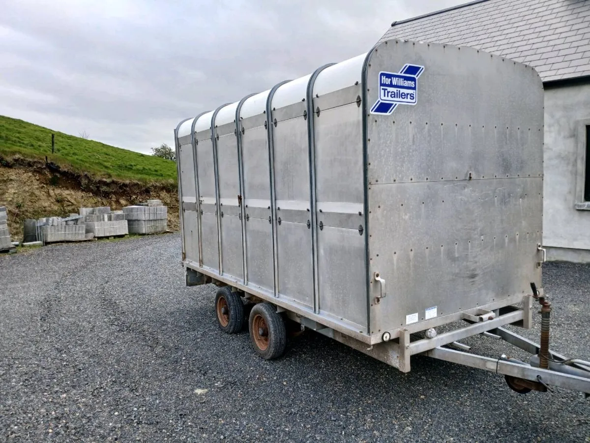 IFVOR WILLIAMS SHEEP TRAILER - Image 1