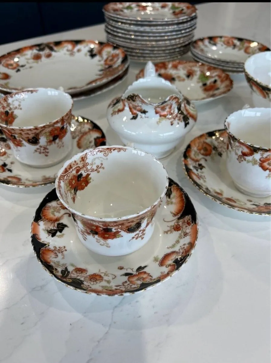Staffordshire tea set and side plates - Image 2