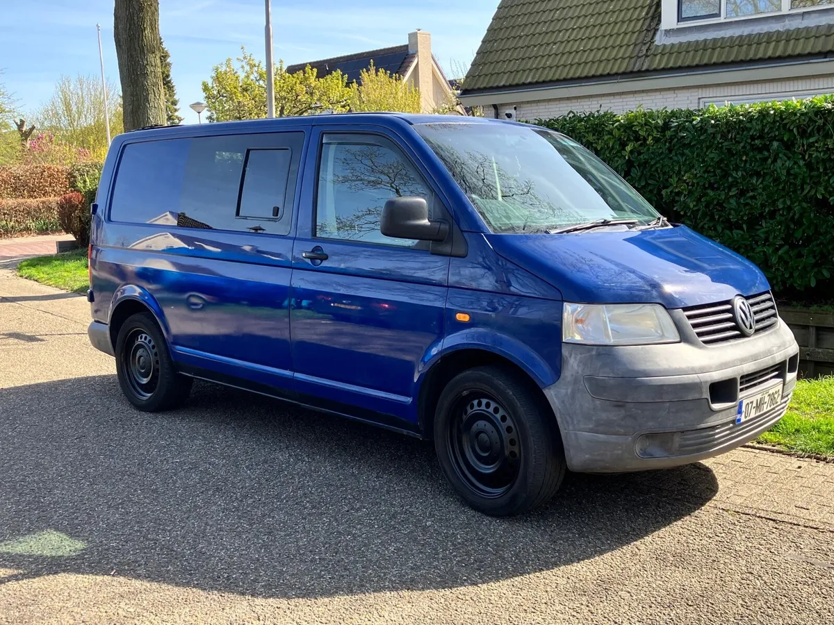 Volkswagen T5 Campervan 2.5TDI - Image 2
