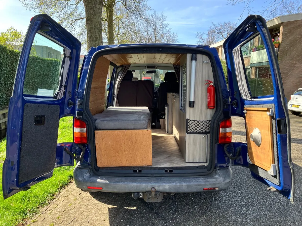Volkswagen T5 Campervan 2.5TDI - Image 3