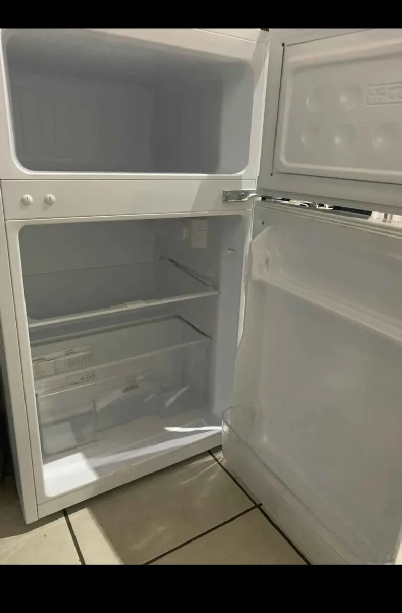 Under counter fridge freezer - Image 1