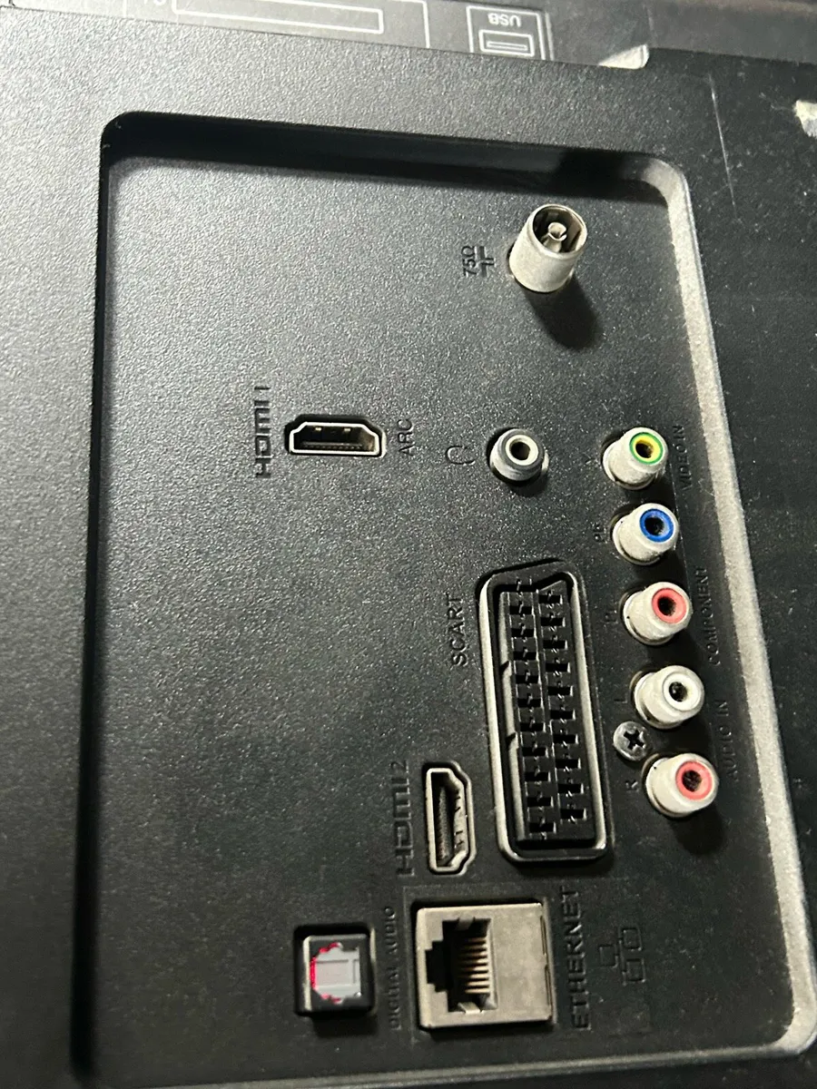 Sharp 32” TV - Image 3