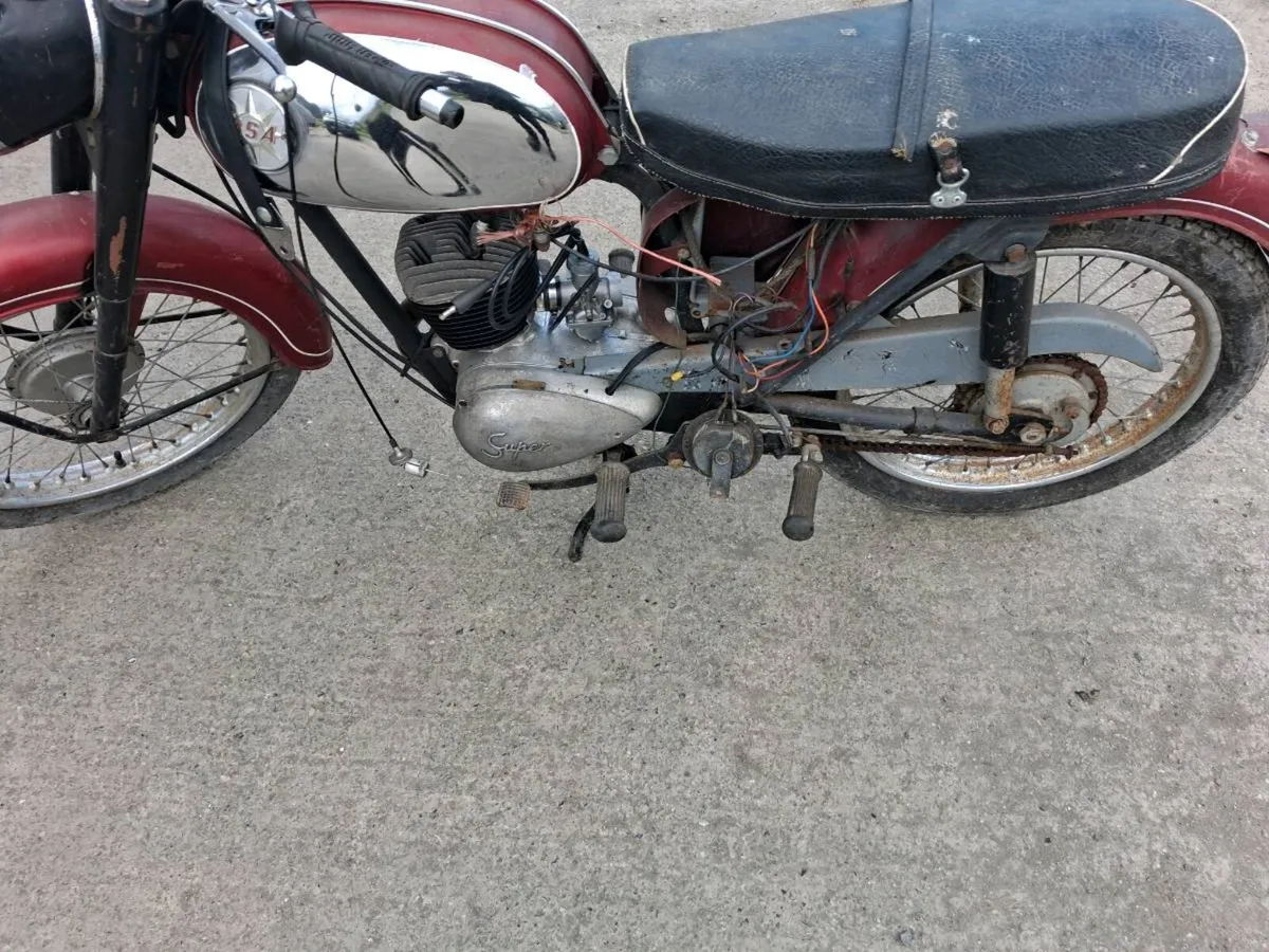 Bsa Bantam 175 - Image 1