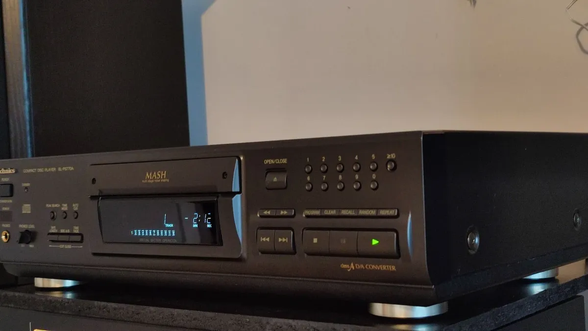 Technics SL-PS670A CD player. High model. Like NEW - Image 2