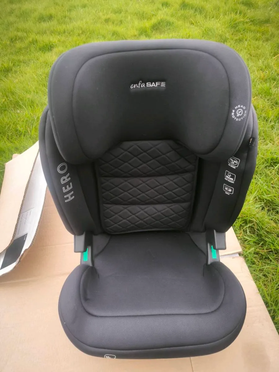 Car seat - Image 1