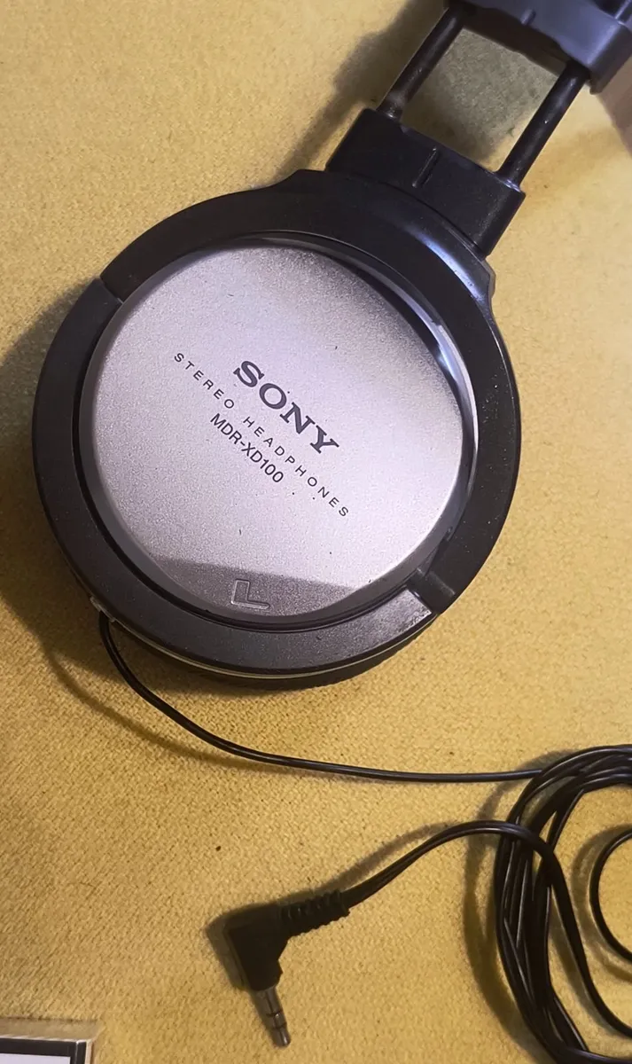 Sony Stereo MDR-XD100 Headphones Music - Image 4