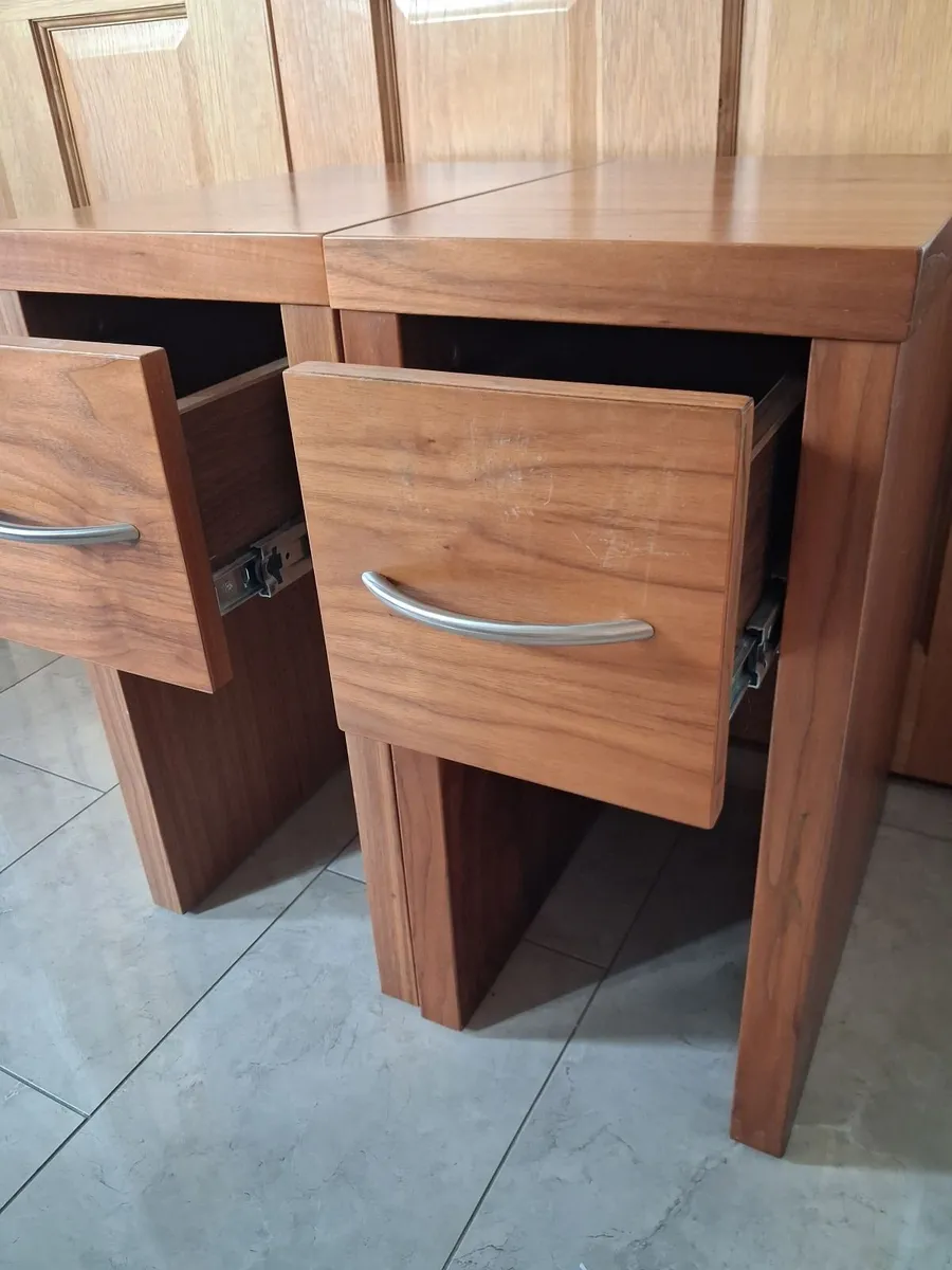 Bedroom lockers - Image 2