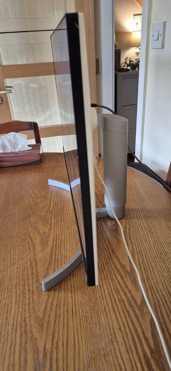 Computer monitor - 4k, 27 inch screen; perfect - Image 3