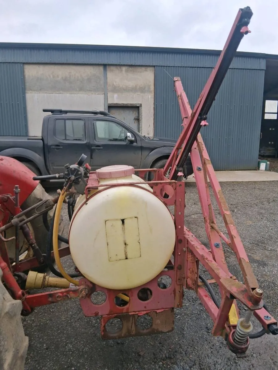 Hardi 200 litre sprayer - Image 2