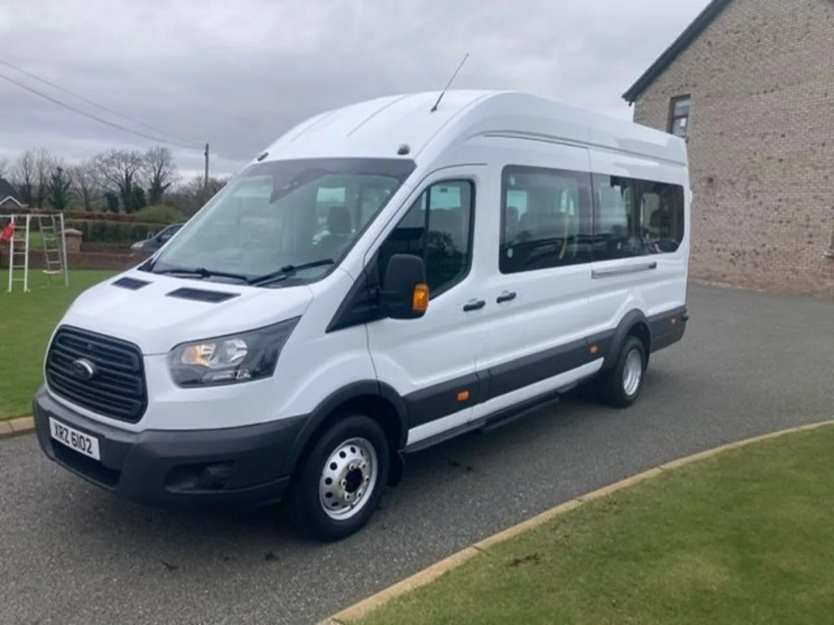 2017 FORD TRANSIT 460 MINIBUS 17 SEAT & TACOGRAPH - Image 1