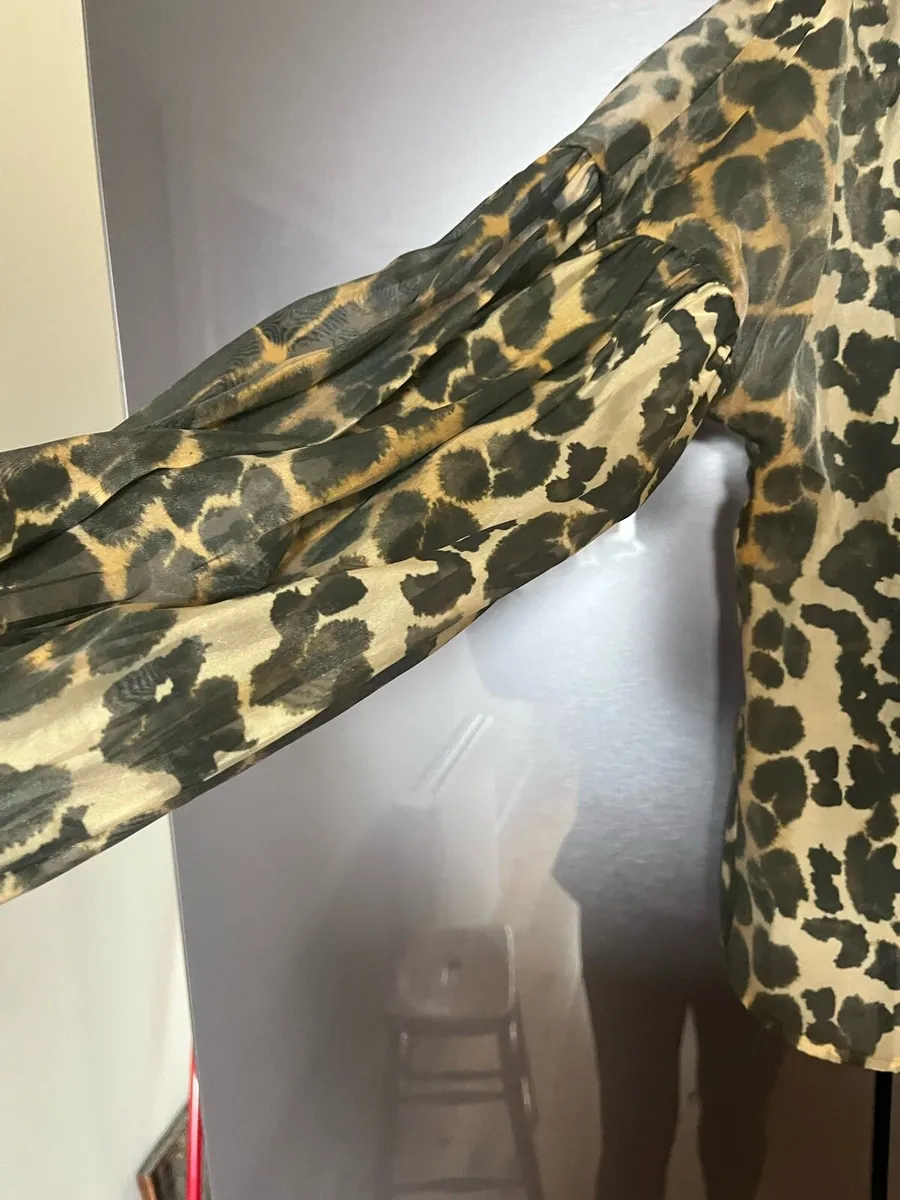 Marks and Spencer’s blouse - Image 3