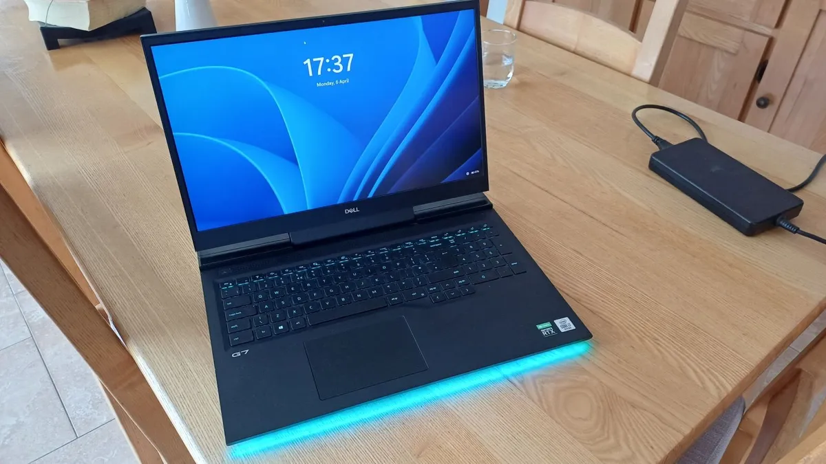 Dell G7 17 inch gaming laptop i7 32GB 1TB RTX2060 - Image 1