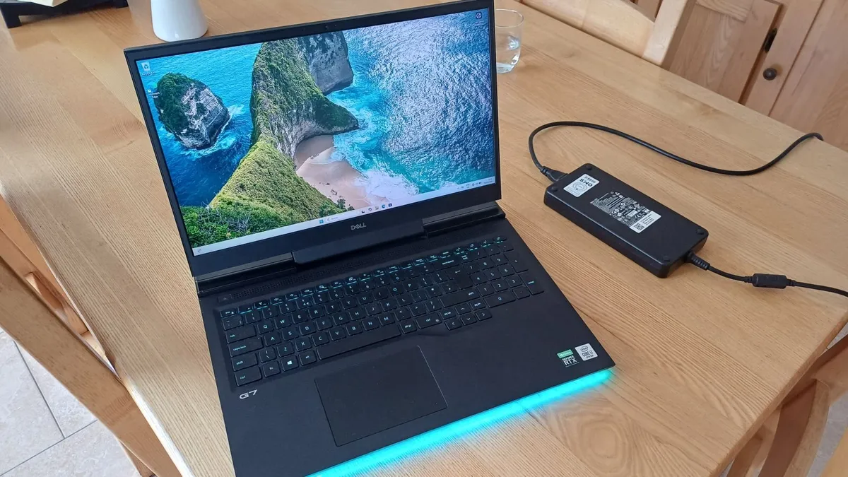 Dell G7 17 inch gaming laptop i7 32GB 1TB RTX2060 - Image 3