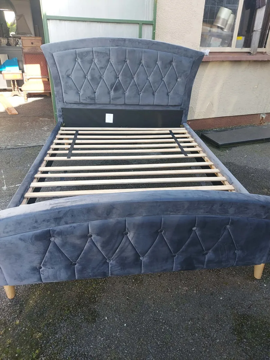 Large duble bed frame - Image 2