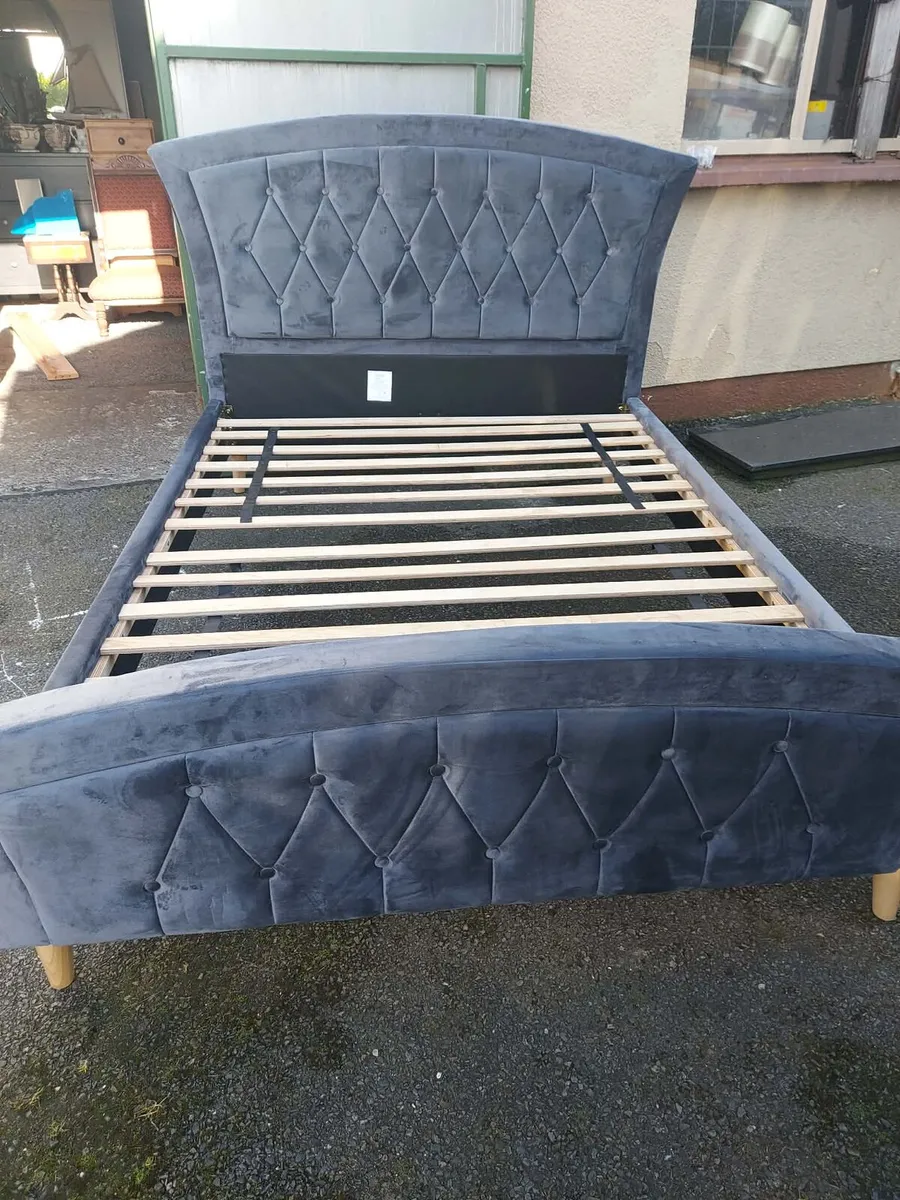 Large duble bed frame - Image 4