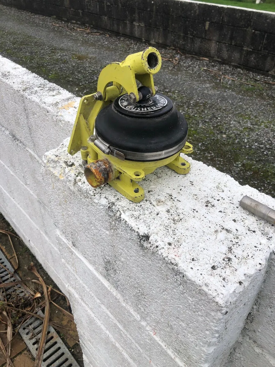 Whale gusher 10 bilge pump - Image 2