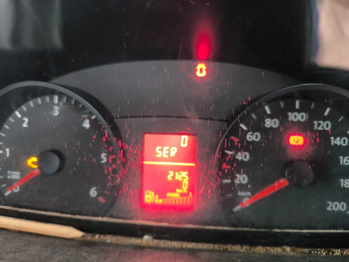 Volkswagen Crafter 2012 - Image 3