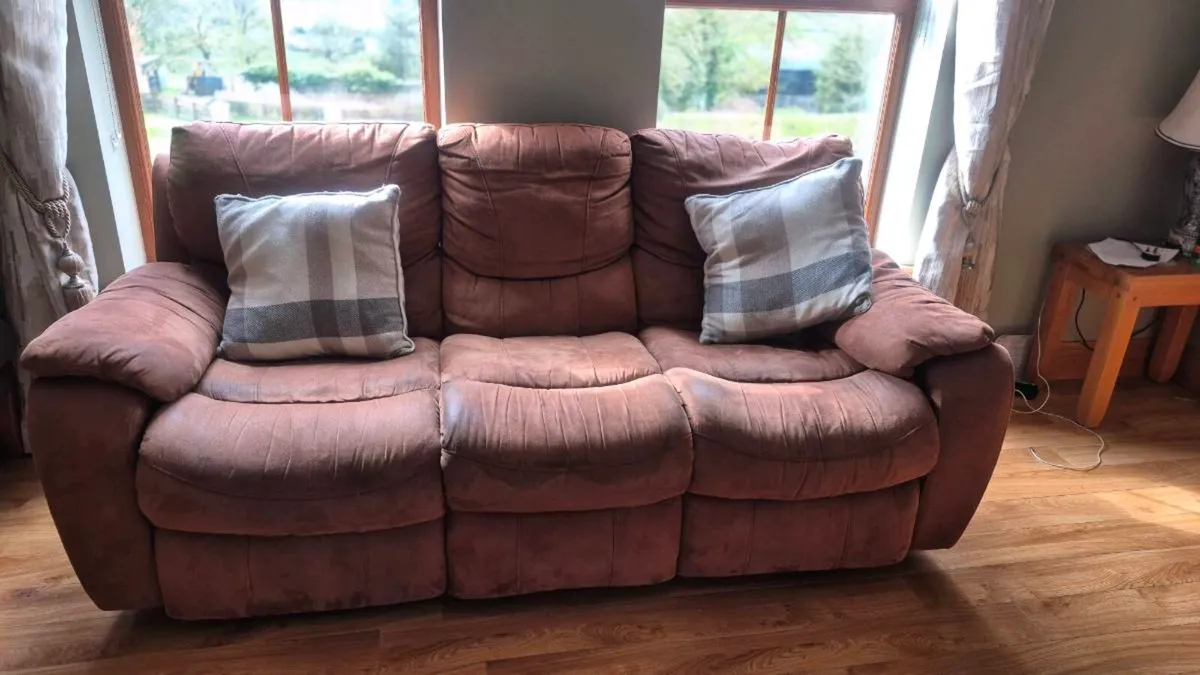 3+2 suede recliner sofas - Image 2