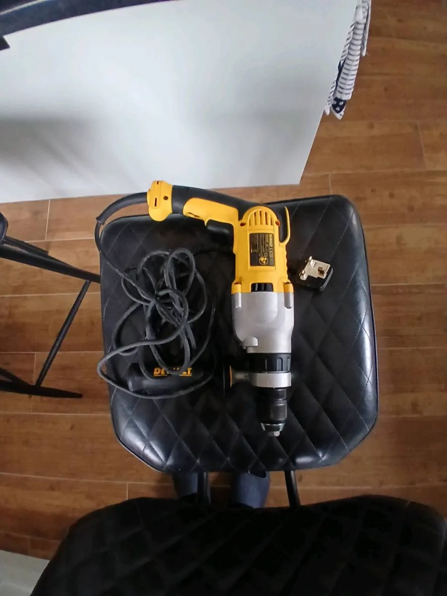 De walt drill - Image 3