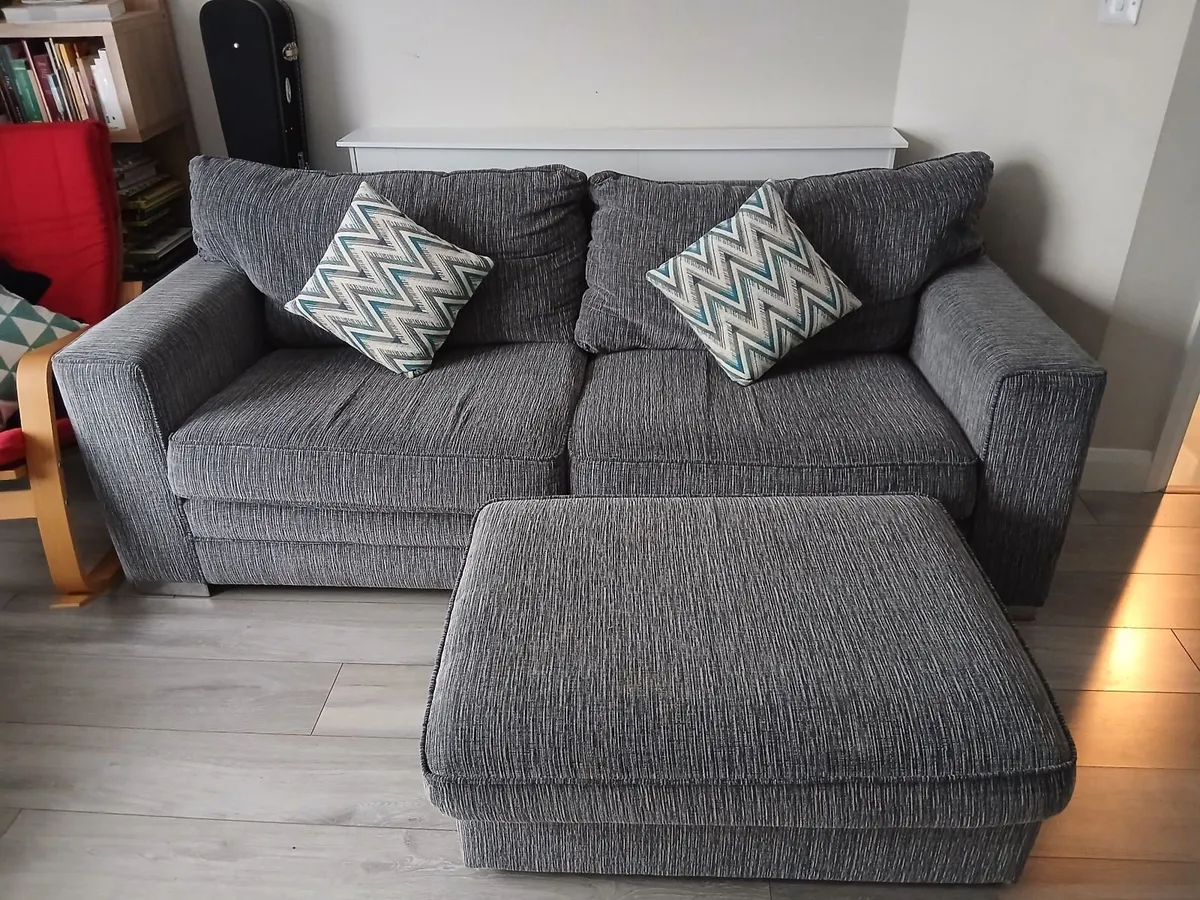 3 seater Couch with footstool - Image 2