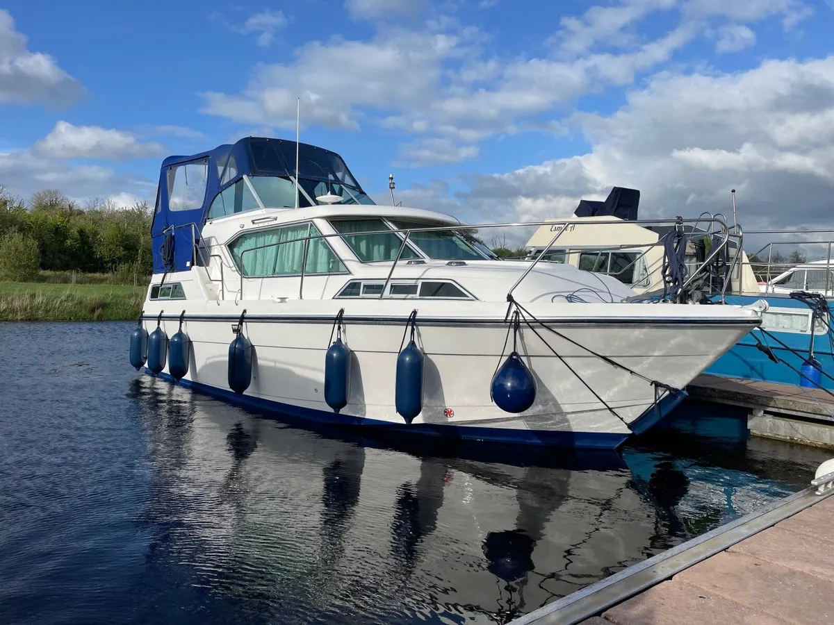 Rosebank 31 / Aquafibre hull - Image 1