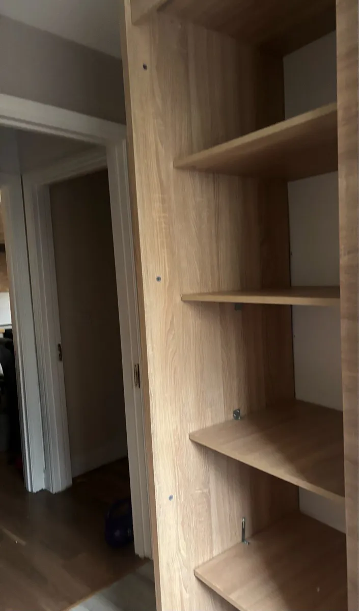 Wardrobe with sliding doors - Image 2