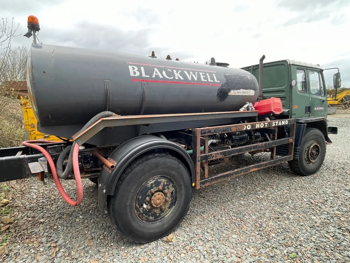 Ex-Army 4x4 Leyland Daf T45 Off-Road fuel truck - Image 3
