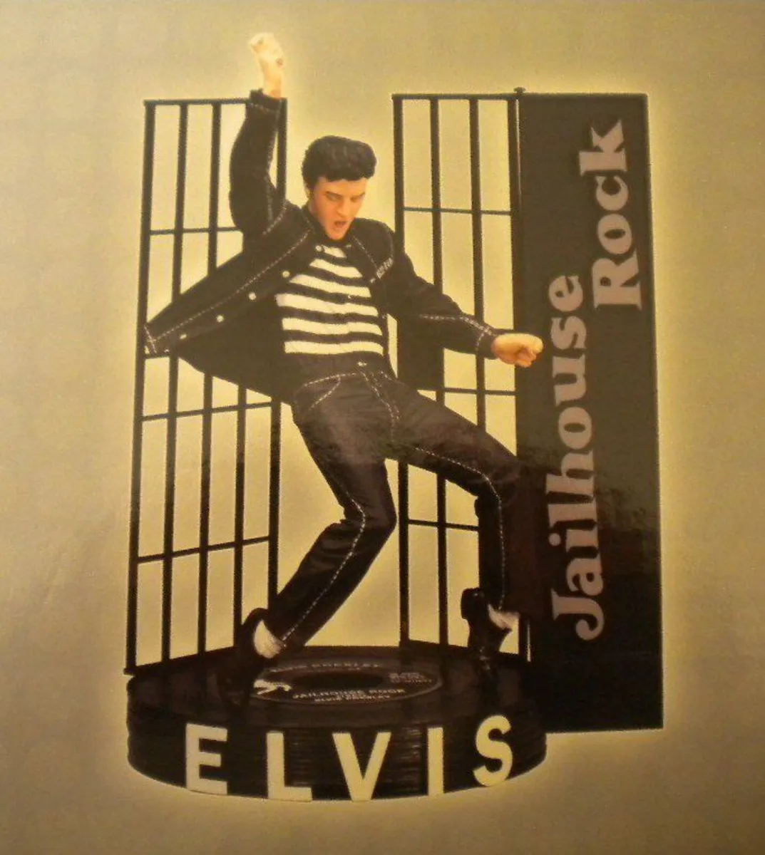 Elvis Elvis Elvis - Image 2