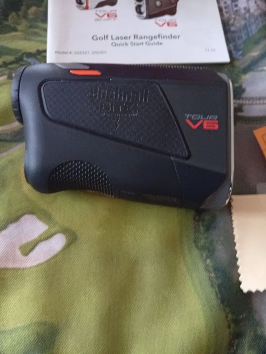 Bushnell NEW Tour V6 Range Finder - Image 2