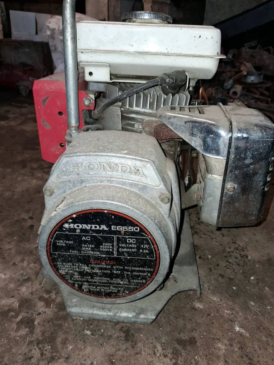 Honda EG550 Compact Generator - Image 2