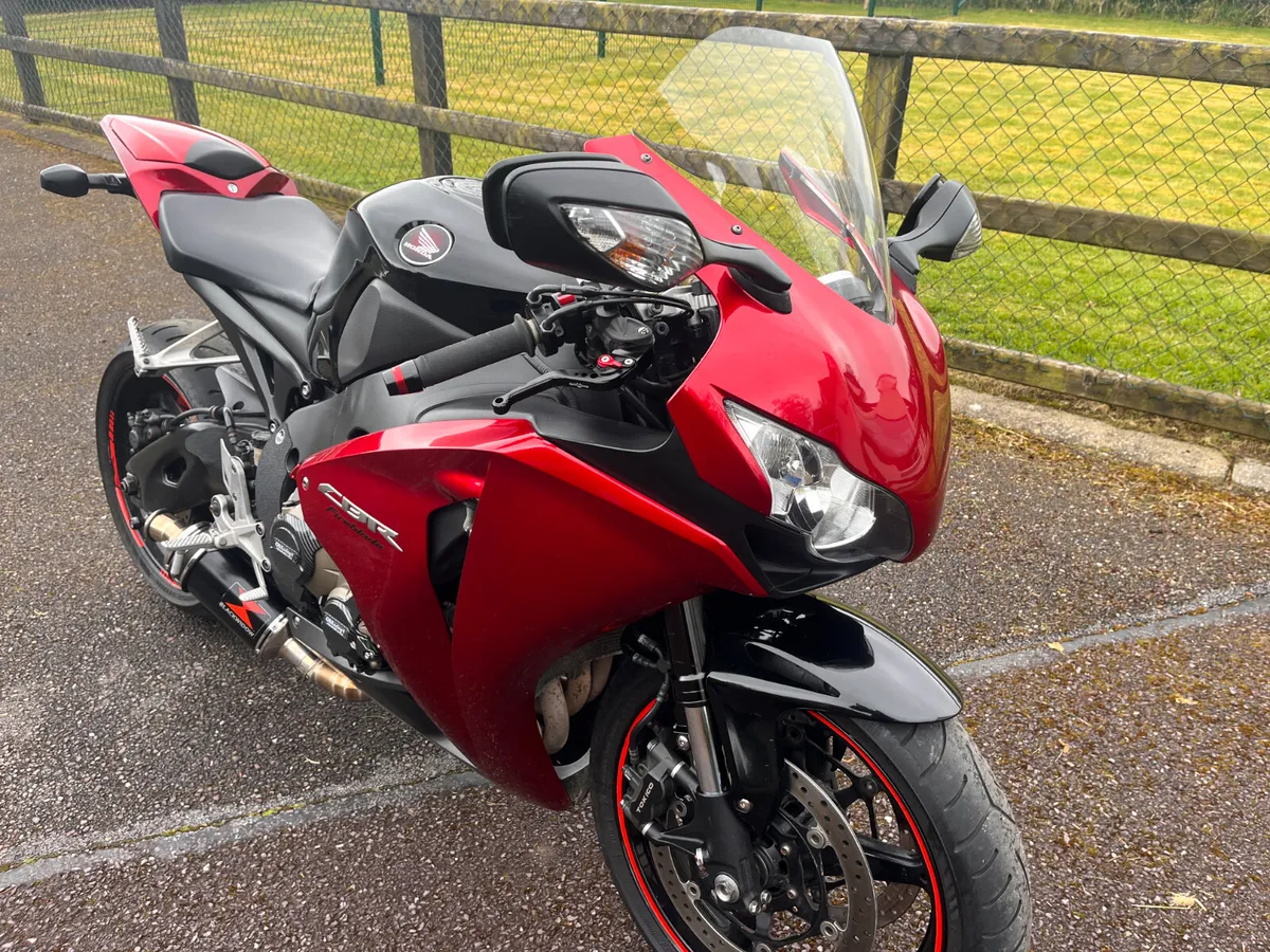 2008 Honda 1000 RR Fireblade - Image 4