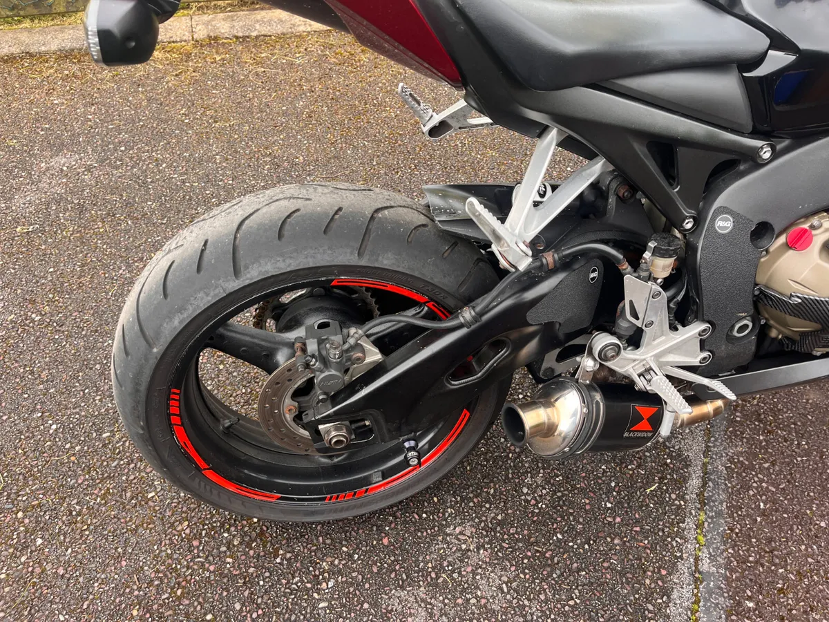 2008 Honda 1000 RR Fireblade - Image 2