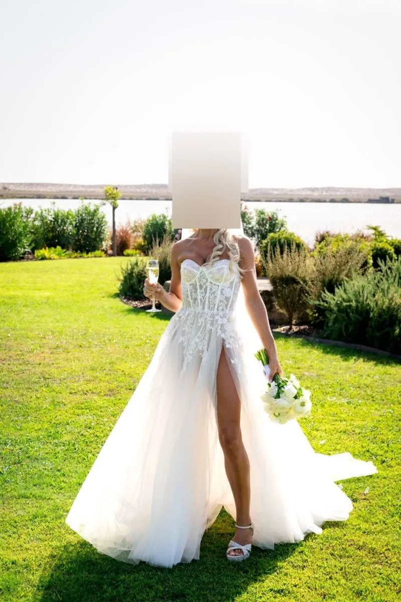 Riki Dalal Jupiter Wedding Dress Size 8 Corset A-L - Image 1