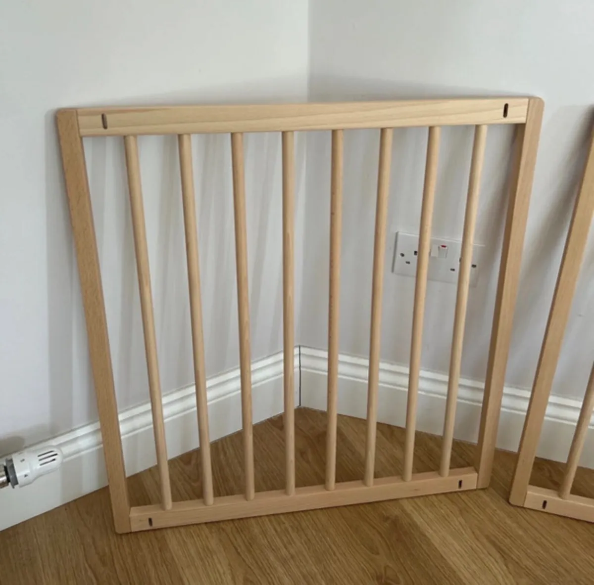 BabyDan - Set of 2 Baby Safety Wood Gates - Image 4