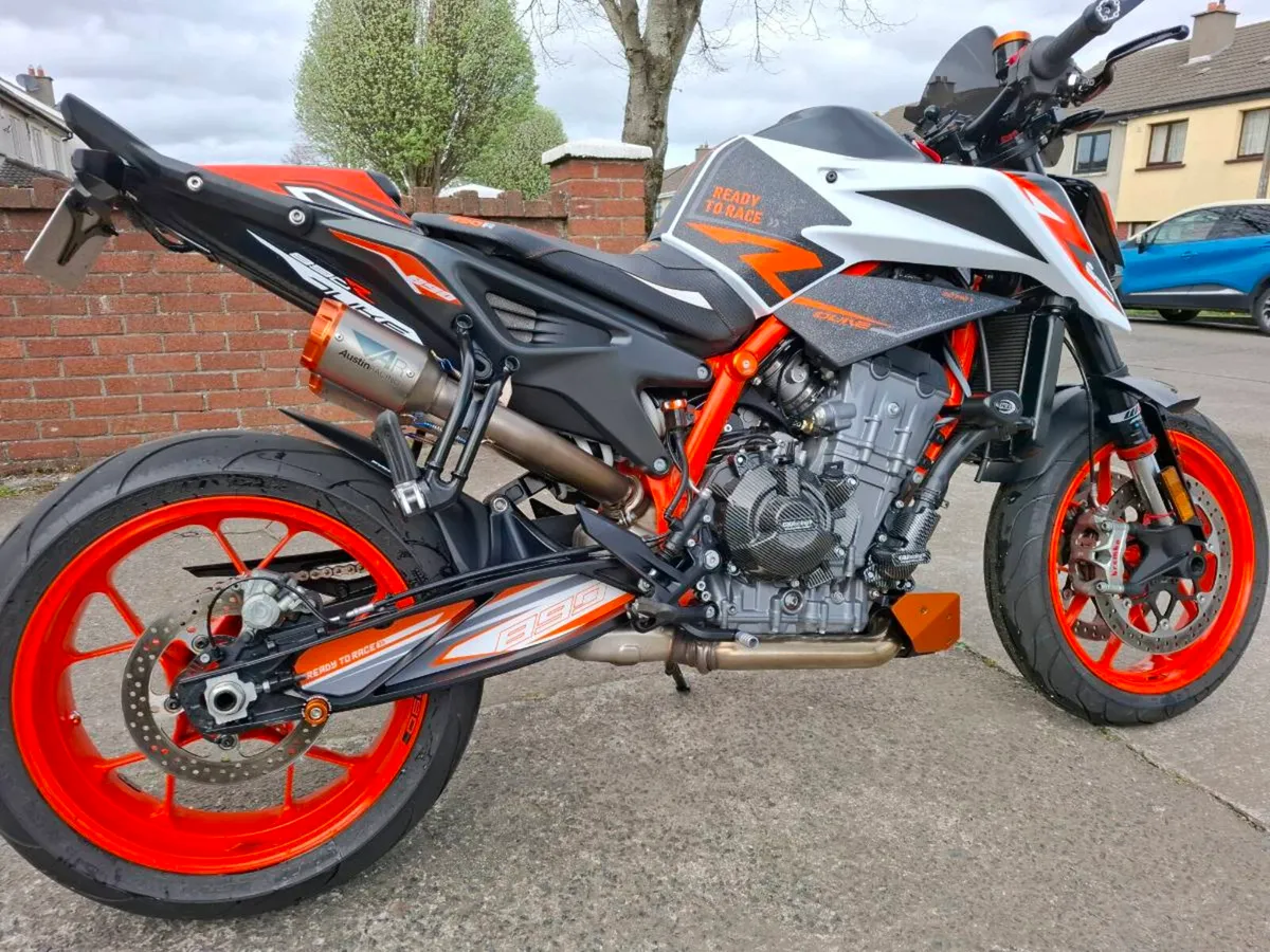 890 duke r (absolutely mint condition) - Image 1