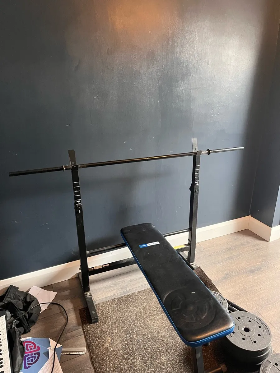 Bench press + dumbells - Image 1