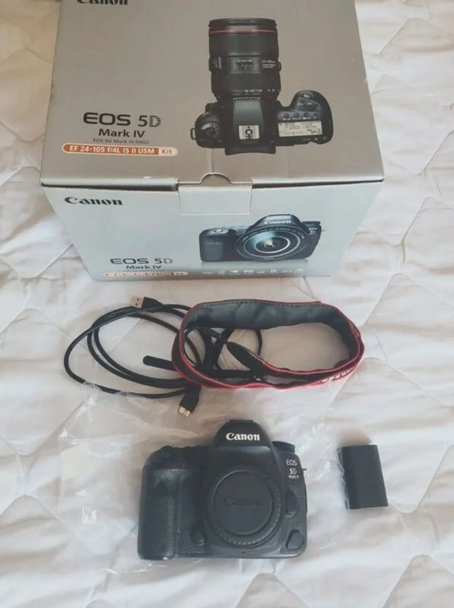 Canon Eos 5d Mark IV DSLR Camera 98K Shutter - Image 2
