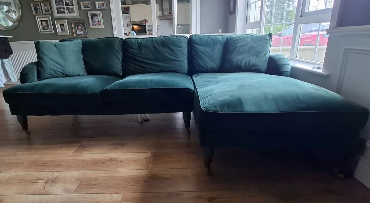 Green L shaped velvet couch - Image 4