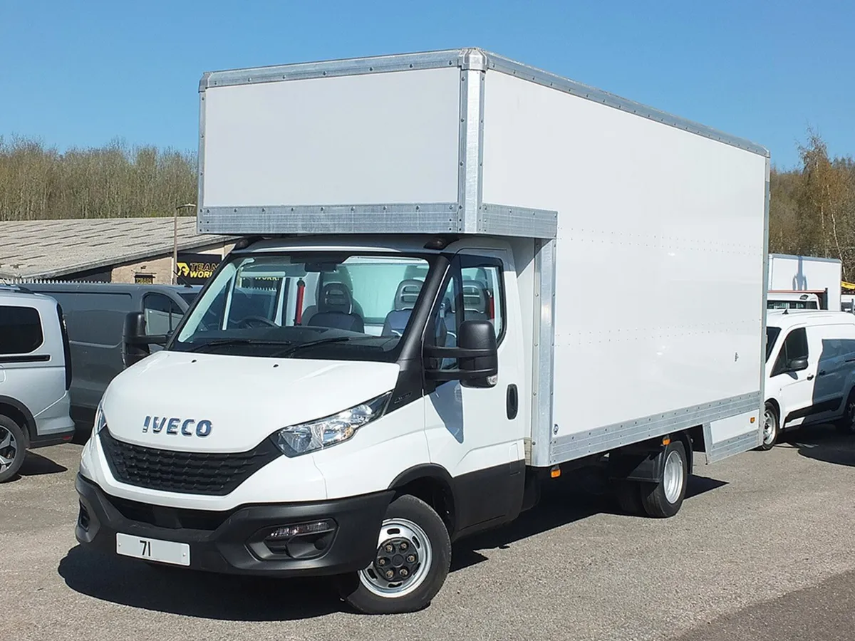2021 Iveco Daily Luton Box Van - Image 1