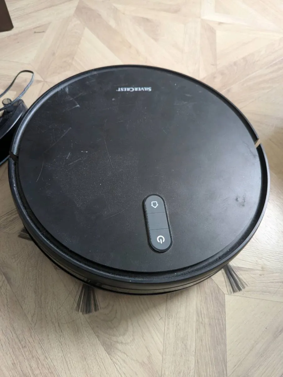 Silvercrest Robot Vacuum Cleaner with Mop - Image 1