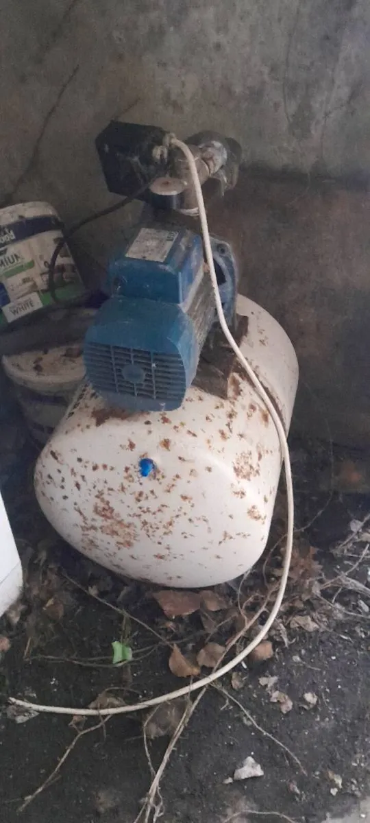 Well Water pump - Image 1