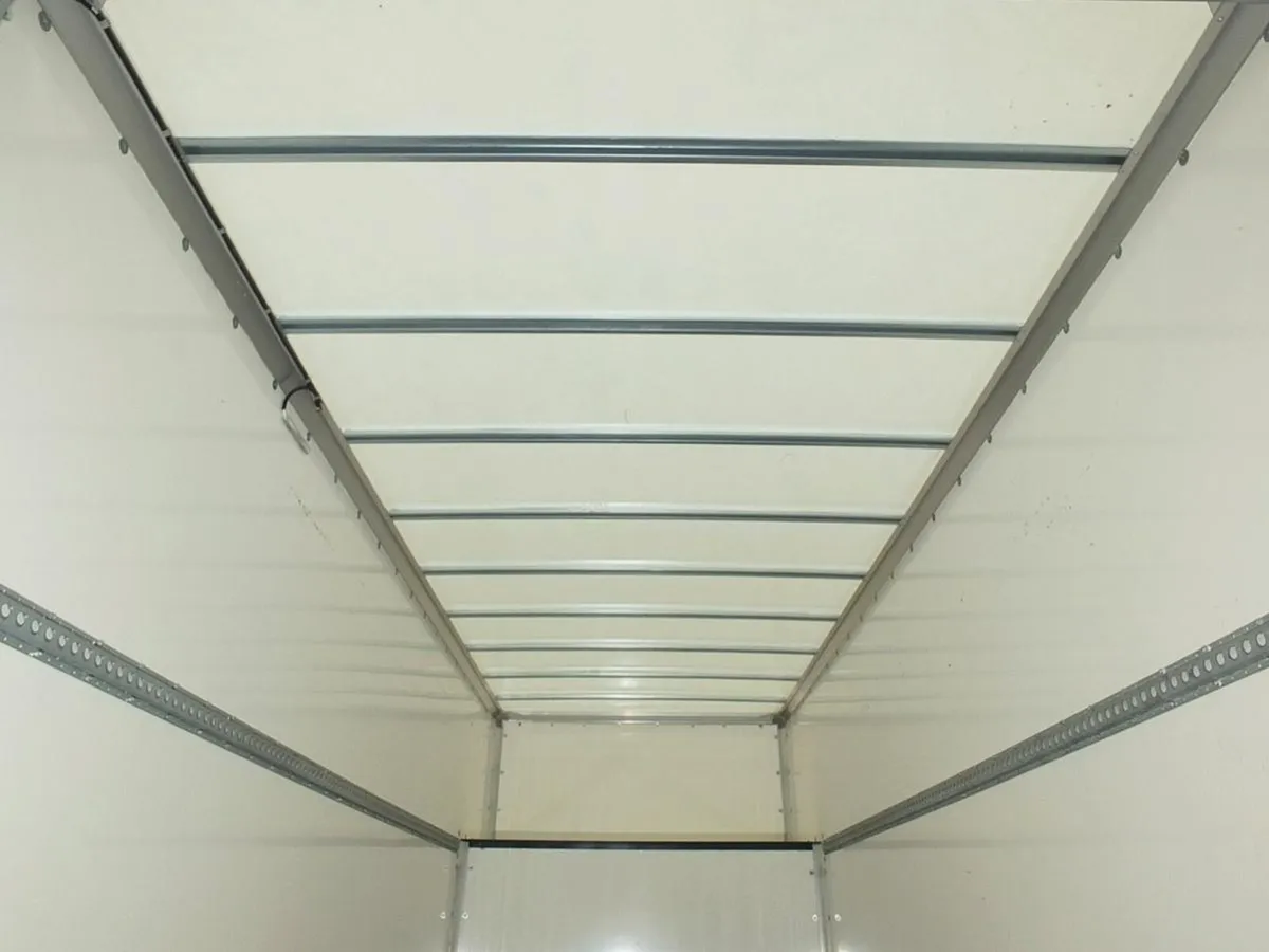 2023 Mercedes-Benz Sprinter Luton Box Van - Image 4