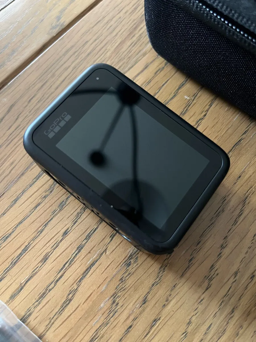 GoPro Hero 10 Black + EXTRAS - Image 3