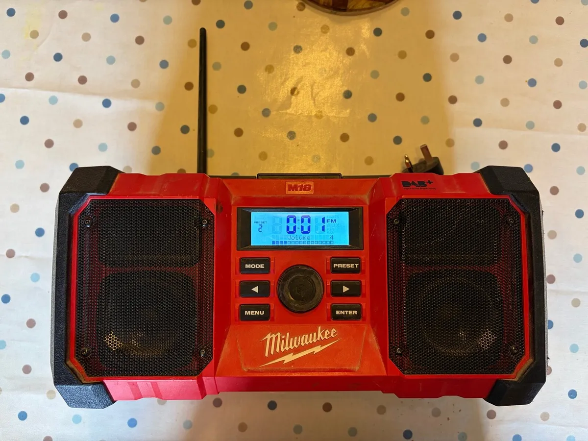 Milwaukee M18 Radio - Image 1