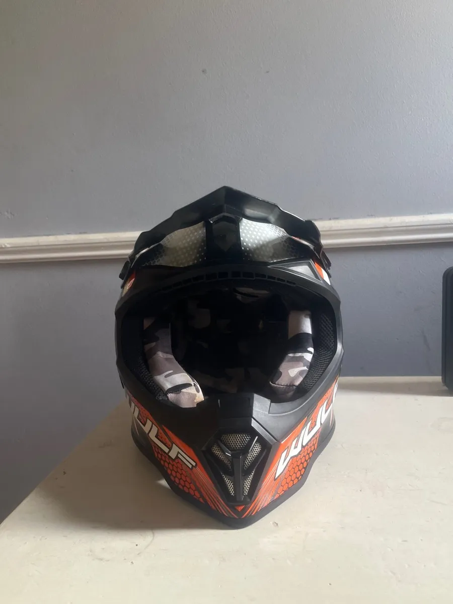 Wulf Helmet + Wulf Goggles - Image 3